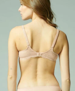 Simone Perele Soutien-gorge Emboitant En Dentelle Avec Armatures Simone Pérèle Collection De Lingerie Permanente Karma. -Sous Vêtement Soldes Magasin 1 12V310 739 5