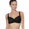 Soutien-gorge Armatures Coupe Couvrante Eglantine De Chez Wacoal 2 Soutien-gorge Armatures Coupe Couvrante Eglantine De Chez Wacoal -Sous Vêtement Soldes Magasin BFA662 Soutien gorge Classique Armatures Noir Eglantine Wacoal Face
