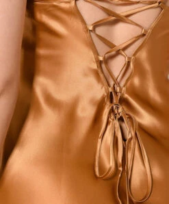 Nuisette Babydoll Sexy Lise Charmel Collection Splendeur Soie, Coloris Ambre (=caramel). -Sous Vêtement Soldes Magasin Babydoll nuisette Lise Charmel Splendeur soie ambre caramel ALC1780 SB details