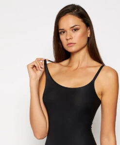 Body Basique Noir Invisible Collection Essentielle Soft Stretch De Chez Chantelle. 9 Body Basique Noir Invisible Collection Essentielle Soft Stretch De Chez Chantelle. -Sous Vêtement Soldes Magasin Body Chantelle soft stretch noir C10680 011 11
