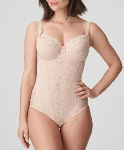 Body Galbant à Bonnets Emboitants Dentelle Collection Madison De Chez PrimaDonna En Coloris Café Latte (=chair).