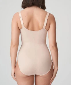 Body Galbant à Bonnets Emboitants Dentelle Collection Madison De Chez PrimaDonna En Coloris Café Latte (=chair). -Sous Vêtement Soldes Magasin Body galbant a bonnets emboitants dentelle PrimaDonna Madison caffe latte chair 0462120 CAL 503