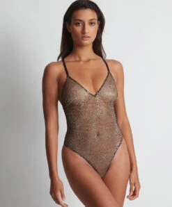 Body Sexy En Dentelle Transparent Nuit Sauvage Ultra-sexy De La Collection Mythique Et érotique Des Boîtes à Désir Imaginées Par Aubade.