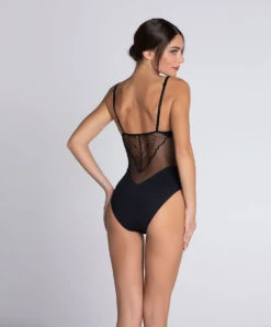Body Prêt-à-porter Très Sexy Ligne Sublime En Dentelle De La Marque De Lingerie Française Lise Charmel.  -Sous Vêtement Soldes Magasin Body sexy pret a porter sans manches Lise Charmel Sublime en dentelle noir ALH5813 NO 5