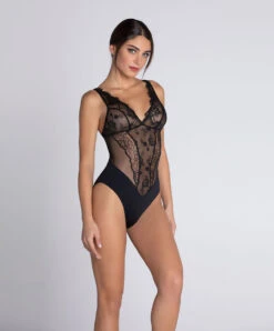 Body Prêt-à-porter Très Sexy Ligne Sublime En Dentelle De La Marque De Lingerie Française Lise Charmel.  -Sous Vêtement Soldes Magasin Body sexy pret a porter sans manches Lise Charmel Sublime en dentelle noir ALH5813 NO 6