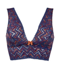 Soutien-gorge Bralette Sans Armatures Collection Parcours Fashion De La Marque De Lingerie Antigel Par Lise Charmel. 20 Soutien-gorge Bralette Sans Armatures Collection Parcours Fashion De La Marque De Lingerie Antigel Par Lise Charmel. -Sous Vêtement Soldes Magasin Brassiere seduction bralette Antigel de Lise Charmel Parcours Fahsion bleu fuego bleu fonce ELH6220 BF 10