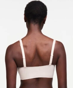 Bralette Invisible Magic Spacer Collection Essentielle Soft Stretch De Chez Chantelle. -Sous Vêtement Soldes Magasin C16A50 01N SOFTSTRETCH MAGIC SPACER BK