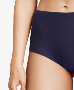 Culotte Taille Haute Bleu Saphir Invisible Collection Essentielle Soft Stretch De Chez Chantelle. 8 Culotte Taille Haute Bleu Saphir Invisible Collection Essentielle Soft Stretch De Chez Chantelle. -Sous Vêtement Soldes Magasin C26470 0K4 3
