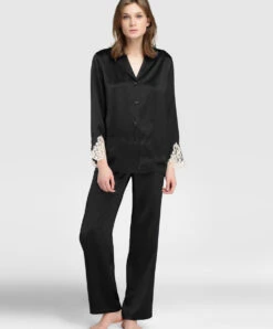 Chemisier En Soie Haut De Pyjama Lise Charmel Collection Splendeur Soie. -Sous Vêtement Soldes Magasin Chemisier haut de pyjama en soie Lise Charmel Splendeur Soie noir ALC3480 SN 503