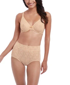 Culotte Dentelle Taille Haute De La Collection De Lingerie Permanente Wacoal Halo Lace, Coloris Nude (=peau).  -Sous Vêtement Soldes Magasin Culotte dentelle taille haute Wacoal Halo Lace nude chair WA870405 NUE 3