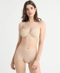 Culotte Taille Haute Chair Invisible Collection Essentielle Soft Stretch De Chez Chantelle. 13 Culotte Taille Haute Chair Invisible Collection Essentielle Soft Stretch De Chez Chantelle. -Sous Vêtement Soldes Magasin Culotte haute Chantelle soft stretch chair C26470 0WU ensemble