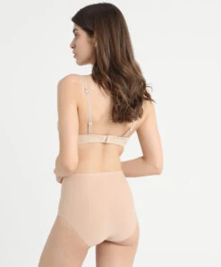 Culotte Taille Haute Chair Invisible Collection Essentielle Soft Stretch De Chez Chantelle. 14 Culotte Taille Haute Chair Invisible Collection Essentielle Soft Stretch De Chez Chantelle. -Sous Vêtement Soldes Magasin Culotte haute Chantelle soft stretch chair C26470 0WU ensemble dos