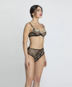 Slip Haut De La Collection Lingerie De Luxe Déesse En Glam Par Lise Charmel.  -Sous Vêtement Soldes Magasin Culotte haute Lise Charmel Deesse en glam noir or ACH0315 OG 6