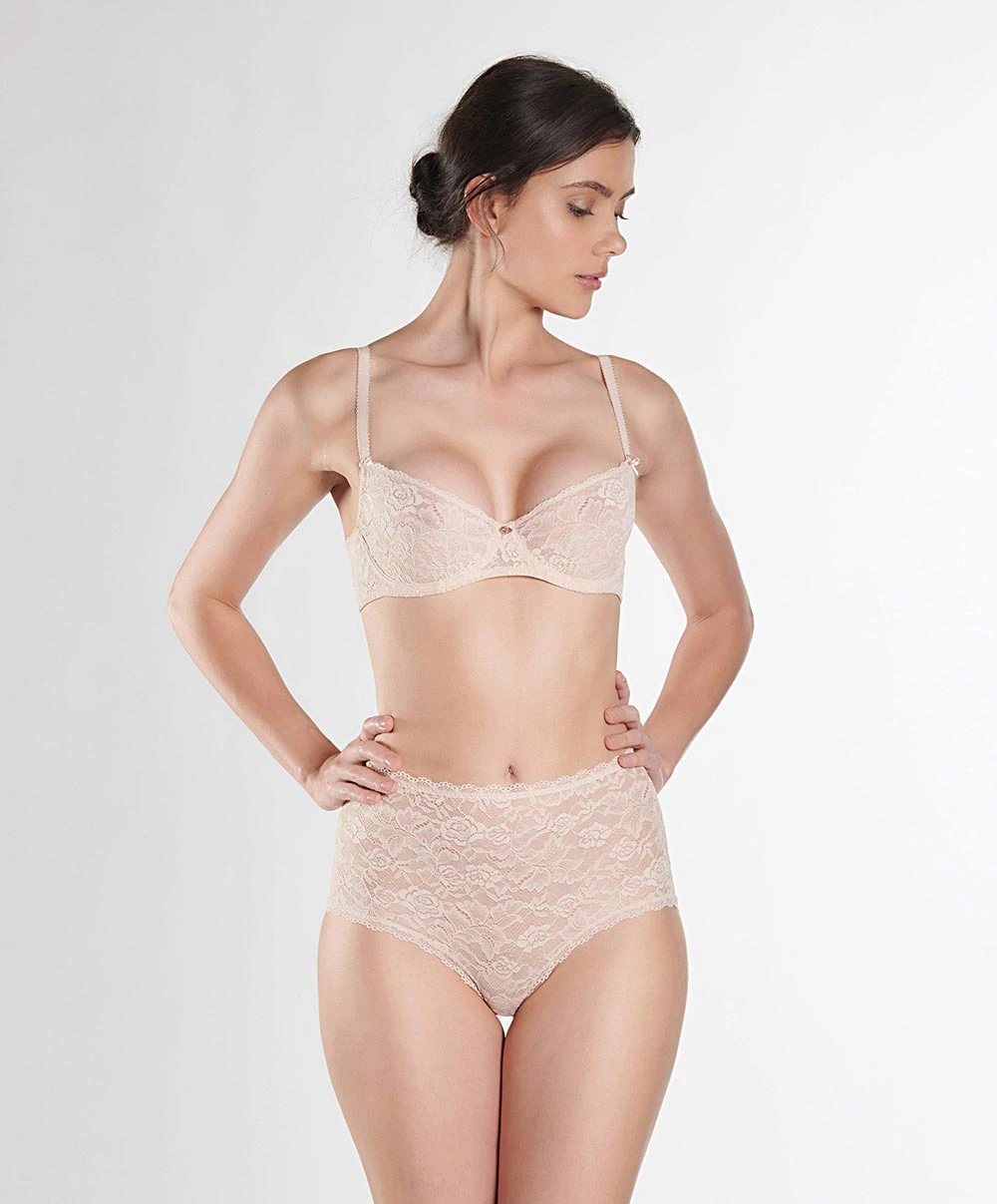 Culotte Haute De La Collection Lingerie Permanente Rosessence Par Aubade Paris. 5 Culotte Haute De La Collection Lingerie Permanente Rosessence Par Aubade Paris. – Image 3