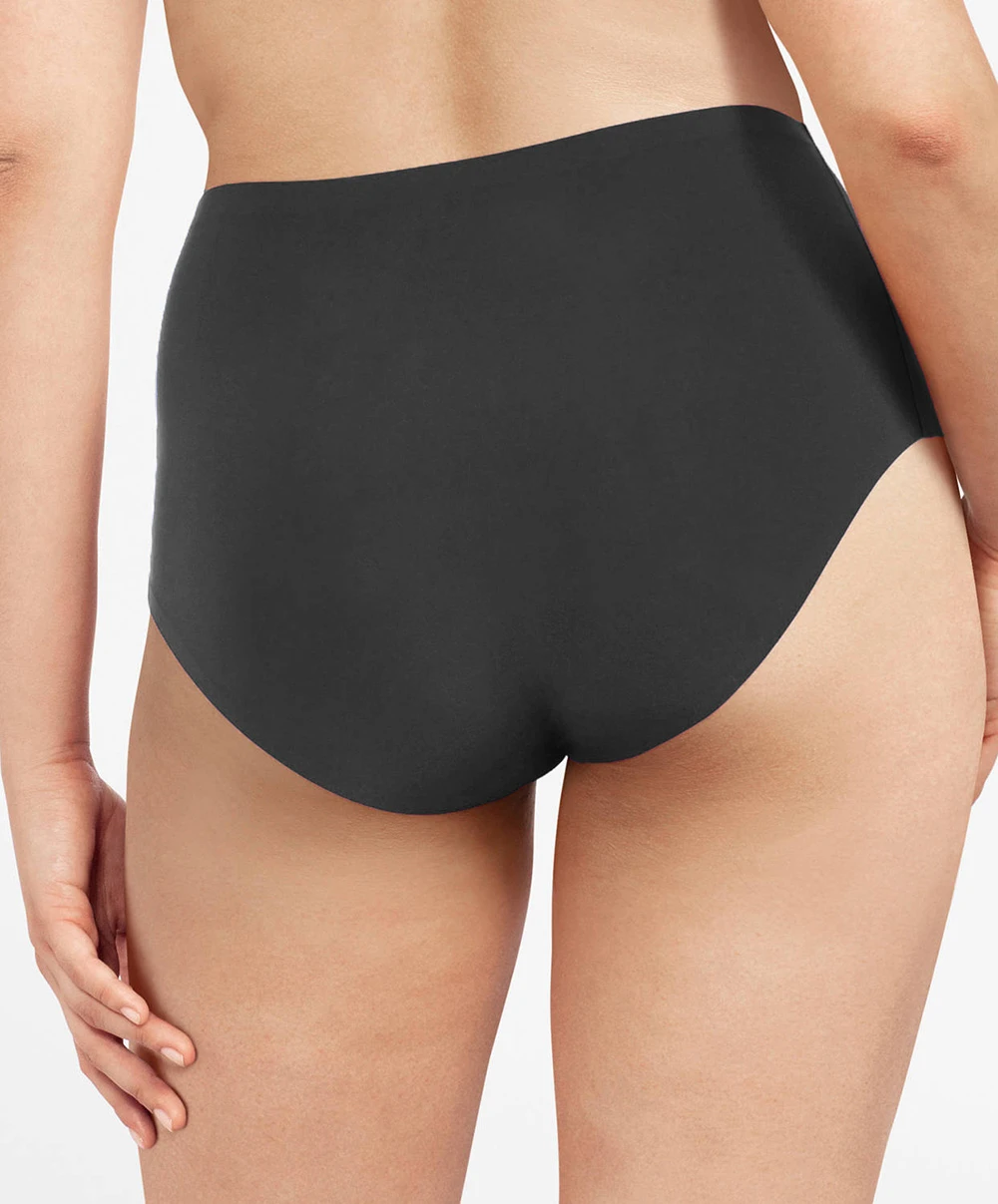 Culotte Haute Grande Taille Grise Invisible Collection Essentielle Soft Stretch De Chez Chantelle. 4 Culotte Haute Grande Taille Grise Invisible Collection Essentielle Soft Stretch De Chez Chantelle. – Image 2