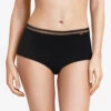 Culotte Menstruelle Taille Haute Graphique De La Gamme Life Par La Marque Chantelle, Coloris Noir. -Sous Vêtement Soldes Magasin Culotte menstruelle taille haute graphique forme shorty Chantelle Life noir C16L70 011 1