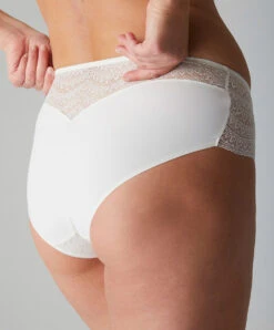 Simone Perele Vous Porterez Ce Soutien-gorge Dos Nu De 3 Façons Afin De Répondre à Toutes Vos Envies Vestimentaires En Toute élégance : -Sous Vêtement Soldes Magasin Culotte taille haute en dentelle Simone Perele Karma naturel nacre 12V770 030 6