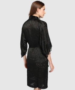 Déshabillé Sexy En Soie Et Viscose Collection De Lingerie Permanente Dressing Floral De Chez Lise Charmel, Coloris Noir. 9 Déshabillé Sexy En Soie Et Viscose Collection De Lingerie Permanente Dressing Floral De Chez Lise Charmel, Coloris Noir. -Sous Vêtement Soldes Magasin Deshabille Lise Charmel Dressing Floral noir ALC2088 NO 504