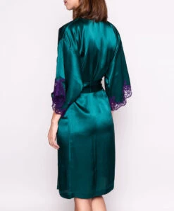 Déshabillé En Soie Collection Splendeur Soie Coloris Splendeur Turquoise. 10 Déshabillé En Soie Collection Splendeur Soie Coloris Splendeur Turquoise. -Sous Vêtement Soldes Magasin Deshabille en soie Lise Charmel Splendeur Soie turquoise vert et violet ALC2080 ST profil dos