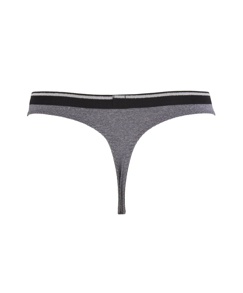 String Collection Coach Moi En Coloris "gris Sporty" De Chez Antigel Par Lise Charmel. 4 String Collection Coach Moi En Coloris "gris Sporty" De Chez Antigel Par Lise Charmel. – Image 2