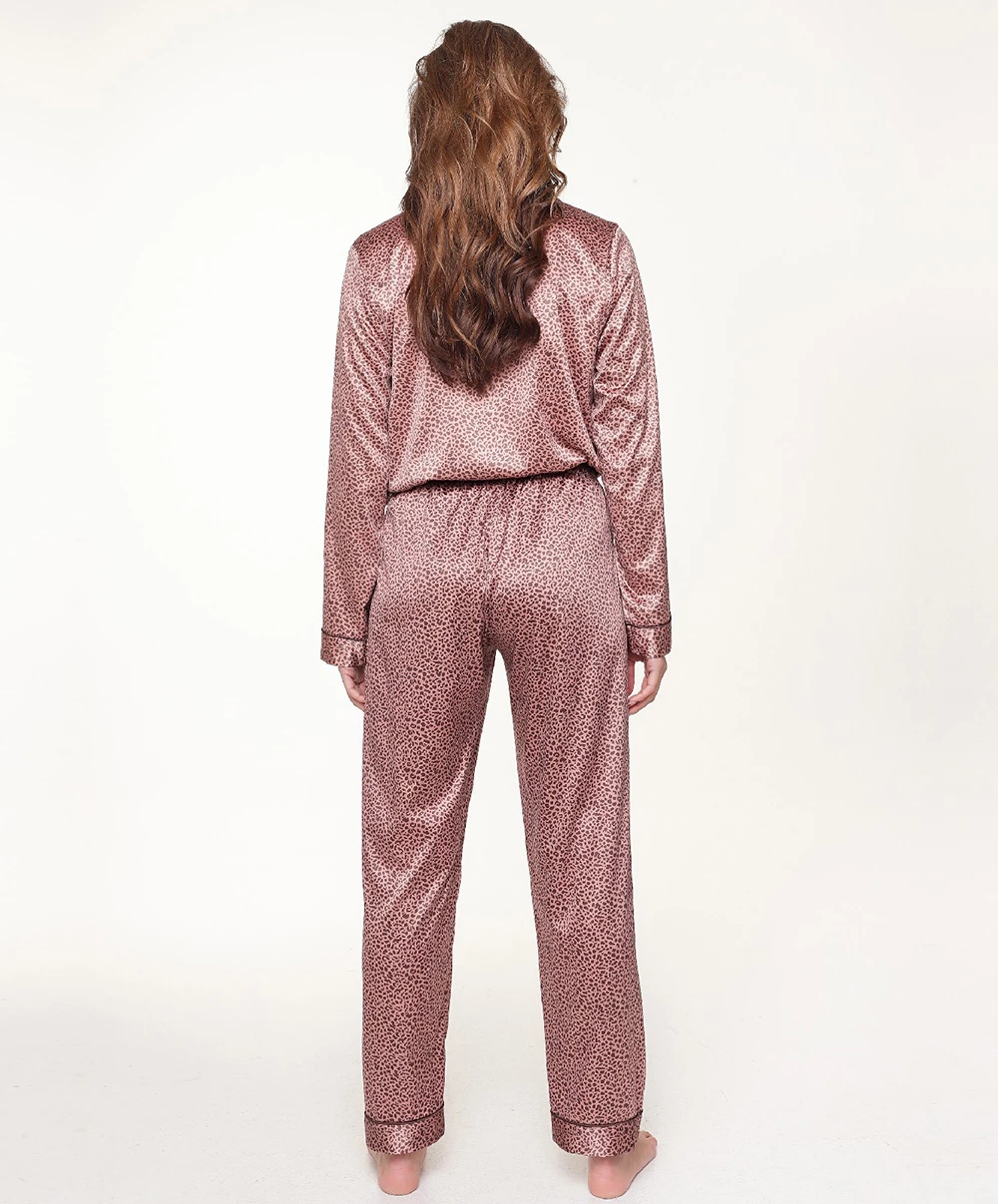 Ensemble Pyjama Satiné "Animal Print"collection Nightwear De Chez Lingadore. 4 Ensemble Pyjama Satiné "Animal Print"collection Nightwear De Chez Lingadore. – Image 2