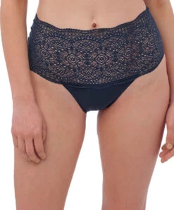 Slip Haut Invisible Stretch En Dentelle Collection Lace Ease De Chez Fantasie Lingerie.