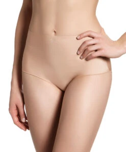 Simone Perele Gainette Inspiration De Chez Simone Pérèle Forme Culotte Haute Emboîtante Pour Un Effet Légèrement Gainant. -Sous Vêtement Soldes Magasin Gainette Simone Perele Inspiration Peau 12W610 709 1