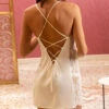 Nuisette Babydoll Ivoire Ivoire Collection De Lingerie Nuptiale Source Beauté Par Lise Charmel. -Sous Vêtement Soldes Magasin Nuisette babydoll Lise Charmel Source Beaute ecru nacre ivoire ALH1772 EN fashion 1