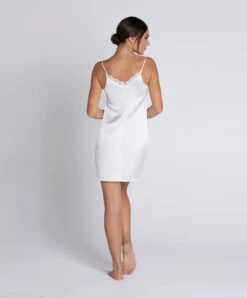 Nuisette Charme Ivoire Collection De Lingerie Nuptiale Source Beauté Par Lise Charmel. -Sous Vêtement Soldes Magasin Nuisette charme Lise Charmel Source Beaute ecru nacre ivoire ALH1072 EN 5