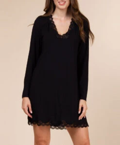 Nuisette Manches Longues Bien être Collection Homewear Simply Perfect En Coloris Noir De Chez Antigel Par Lise Charmel.