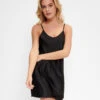 Nuisette Noire Satinée Collection Nightwear De Chez Lingadore. -Sous Vêtement Soldes Magasin Nuisette noire Lingadore Lingadore nightwear noir 1400CH 02 NOIR face