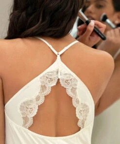 Nuisette Sexy Collection Daily Paillette Coloris Nacre De Chez Antigel Par Lise Charmel. -Sous Vêtement Soldes Magasin Nuisette sexy Antigel de Lise Charmel daily paillette nacre ELH1255 NP fashion 4