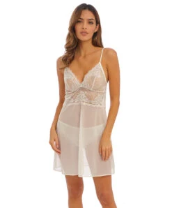 Wacoal Nuisette Sexy De La Collection Lace Perfection, Coloris Gardenia (=ivoire). 9 Wacoal Nuisette Sexy De La Collection Lace Perfection, Coloris Gardenia (=ivoire). -Sous Vêtement Soldes Magasin Nuisette sexy Wacoal Lace Perfection gardenia ivoire WE135009 GAD 104