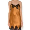 Nuisette Charme Lise Charmel Collection Splendeur Soie, Coloris Ambre (=caramel). 2 Nuisette Charme Lise Charmel Collection Splendeur Soie, Coloris Ambre (=caramel). -Sous Vêtement Soldes Magasin Nuisette soie charme Lise Charmel Splendeur soie ambre caramel ALC1080 SB face