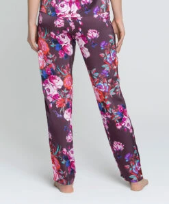 Pantalon En Soie Lise Charmel Collection Aveu En Fleurs, Coloris Aveu Pétale (=prune). -Sous Vêtement Soldes Magasin Pantalon en soie Lise Charmel Aveu en Fleurs aveu petale prune multicolore ALH0043 AP 2
