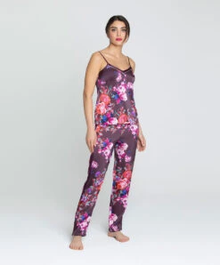 Pantalon En Soie Lise Charmel Collection Aveu En Fleurs, Coloris Aveu Pétale (=prune). -Sous Vêtement Soldes Magasin Pantalon en soie Lise Charmel Aveu en Fleurs aveu petale prune multicolore ALH0043 AP 4