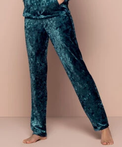 Pantalon En Velours Collection Homewear Velours En Fête Par Antigel De Lise Charmel. 