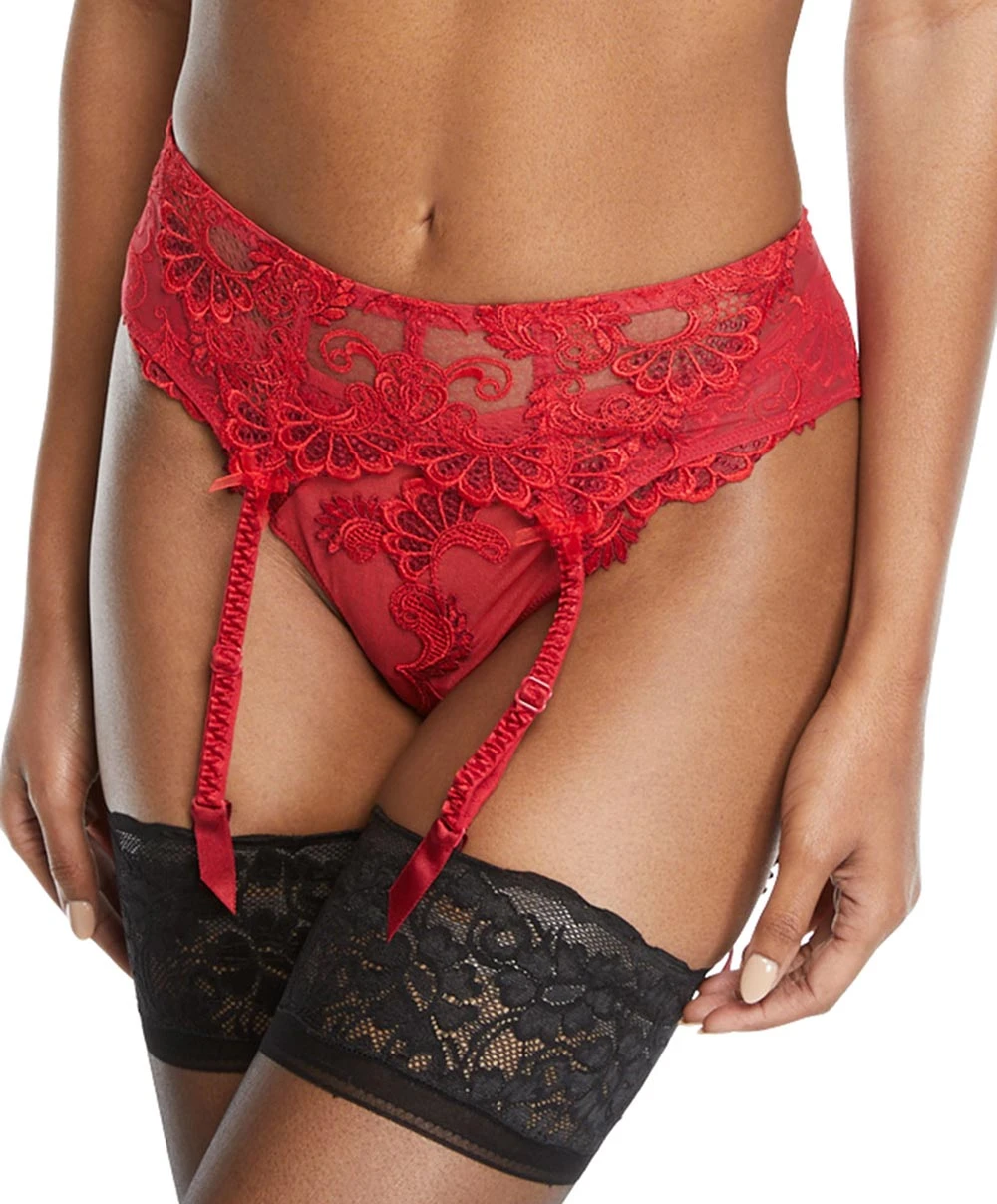 Porte-jarretelles Collection De Lingerie Permanente Dressing Floral De Chez Lise Charmel, Coloris Dressing Solaire (=rouge). 3 Porte-jarretelles Collection De Lingerie Permanente Dressing Floral De Chez Lise Charmel, Coloris Dressing Solaire (=rouge). – Image 2
