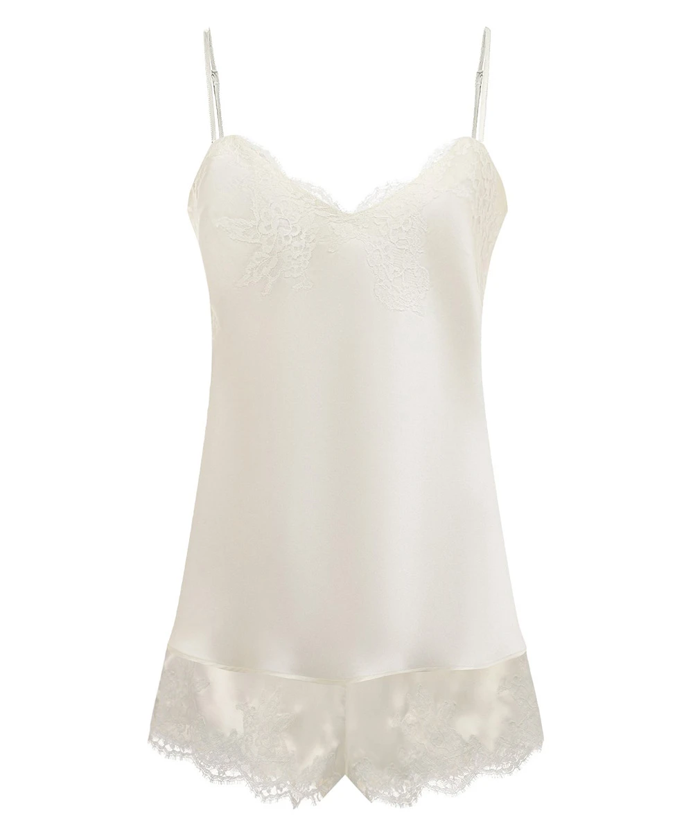 Short En Soie Lise Charmel Collection Splendeur Soie Coloris écru Nacre (=ivoire). 8 Short En Soie Lise Charmel Collection Splendeur Soie Coloris écru Nacre (=ivoire). – Image 6