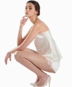 Short En Soie Aubade Collection Nightwear De Luxe Toi Mon Amour (ex. Soie D'Amour) Coloris Nacre. -Sous Vêtement Soldes Magasin Short en soie Soie d Amour Aubade nacre MS61 NACR 7