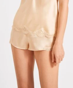 Short En Soie Aubade Collection Nightwear De Luxe Toi Mon Amour (ex. Soie D'Amour) Coloris Blond. -Sous Vêtement Soldes Magasin Short en soie Toi Mon Amour Soie d Amour Aubade blond QS61 MS61 BLON 3