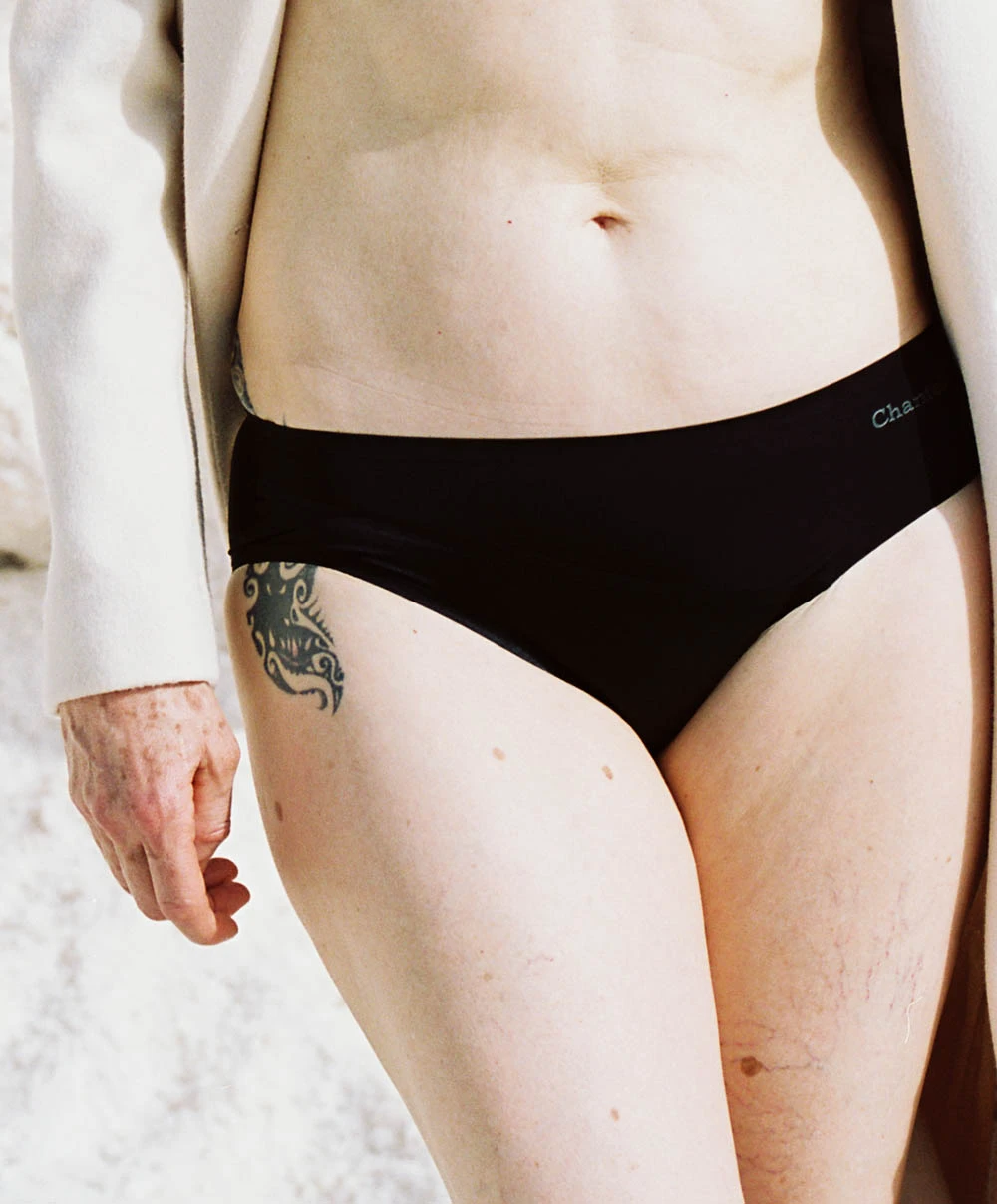 Shorty Invisible Collection Essentiall De La Marque De Lingerie Française Chantelle. 3 Shorty Invisible Collection Essentiall De La Marque De Lingerie Française Chantelle.