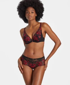 Shorty Sexy Collection Mélodie D'Été De Chez Aubade, Coloris Black Cherry. -Sous Vêtement Soldes Magasin Shorty Melodie d ete black cherry Aubade rouge et noir IC70 BCHE 6