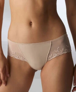 Simone Perele Shorty Simone Pérèle Collection De Lingerie Permanente Andora Coloris Peau Rosée. 
