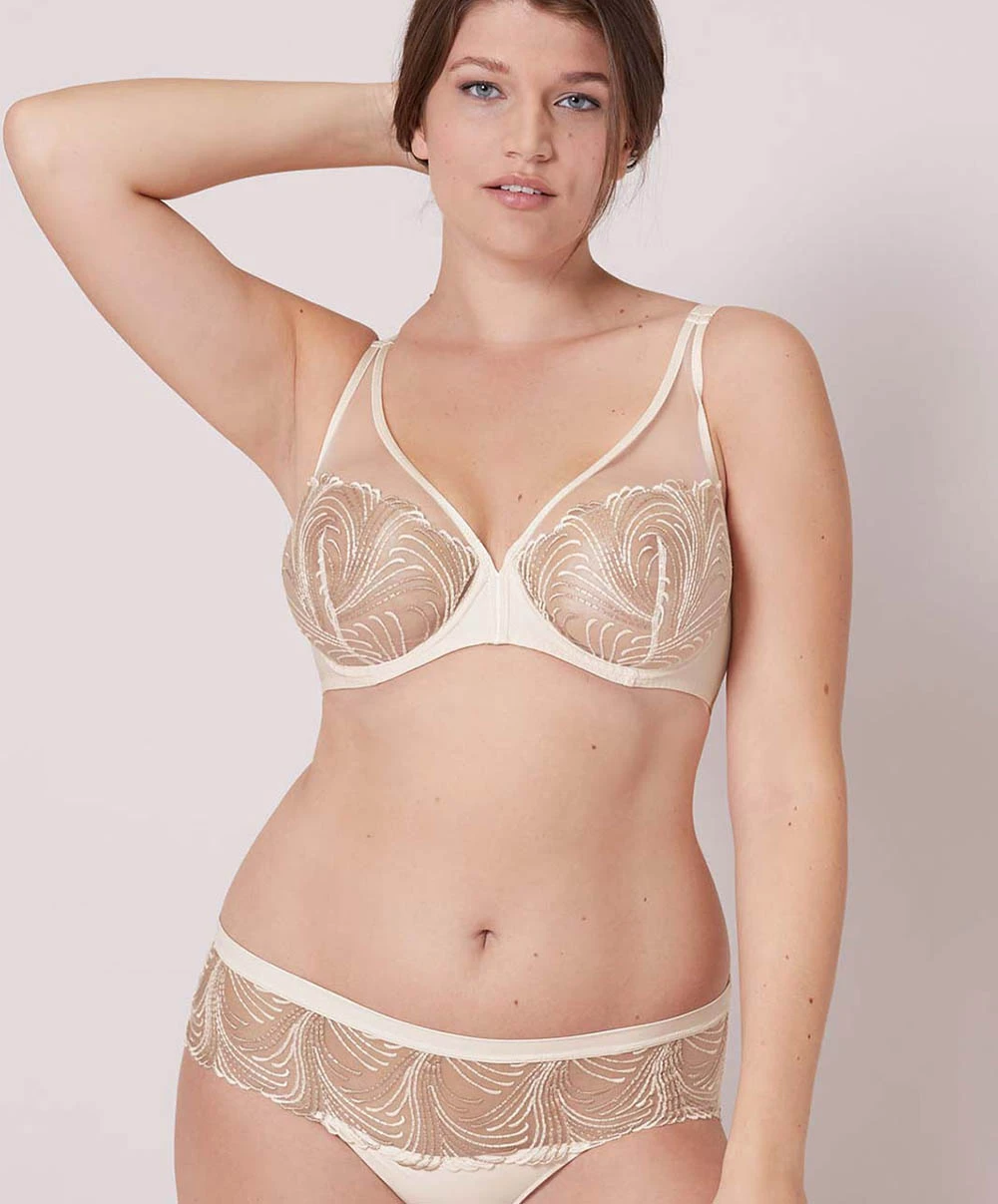 Simone Perele Shorty Collection Nuance En Coloris Permanent Perle Ivoire De Chez Simone Pérèle. 5 Simone Perele Shorty Collection Nuance En Coloris Permanent Perle Ivoire De Chez Simone Pérèle. – Image 3