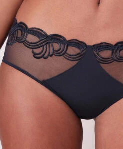 Simone Perele Shorty Collection Surprenante De Chez Simone Pérèle. -Sous Vêtement Soldes Magasin Shorty Simone Perele Surprenante nocturne bleu nuit 14L630 580 details