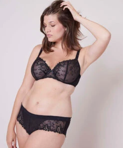 Simone Perele Porte-jarretelles Sexy Collection Wish Coloris Noir De Chez Simone Pérèle.  -Sous Vêtement Soldes Magasin Shorty Simone Perele Wish noir 12B630 015 30