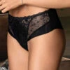 Shorty Grande Taille Par Éprise De Lise Charmel Collection Acanthe Guipure Coloris Arty Noir. -Sous Vêtement Soldes Magasin Shorty acanthe guipure Eprise de Lise Charmel arty noir BCG0407 AN fashion