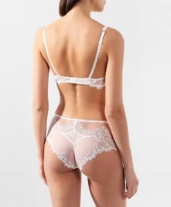 Shorty Nacre Collection Précieux Diadème De La Marque De Lingerie De Luxe Lise Charmel.  -Sous Vêtement Soldes Magasin Shorty en dentelle Lise Charmel precieux diademe nacre ACG1432 NA 104