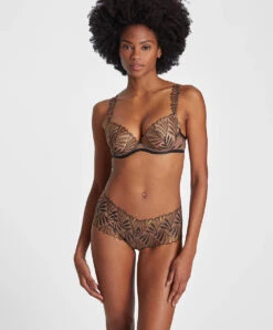 Shorty Aubade X Iris Van Herpen Collection Sensory Illusion. 10 Shorty Aubade X Iris Van Herpen Collection Sensory Illusion. -Sous Vêtement Soldes Magasin Shorty sensory illusion Aubade golden leaves RC70 GLEA 1